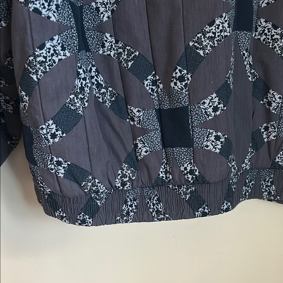 Universal Thread Blue Patterned Bomber Jacket - Picture 10 of 11